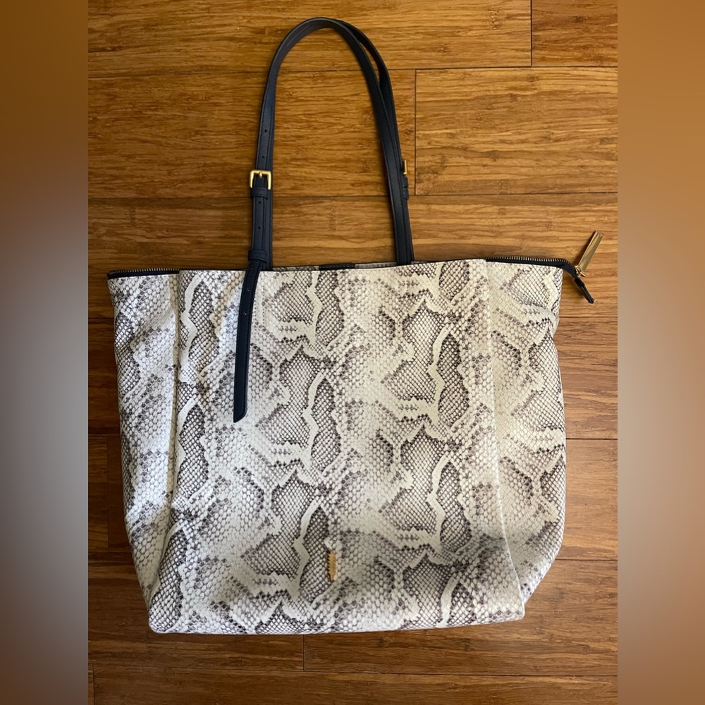 Thacker tote
